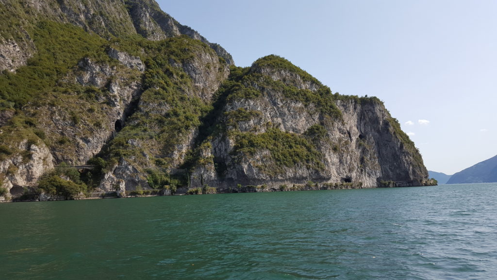 Costa orientale tra Toline e Vello